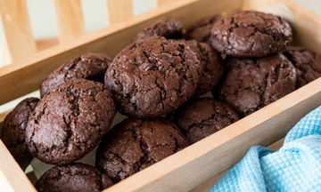 Συνταγή για λαχταριστά σοκολατένια soft cookies