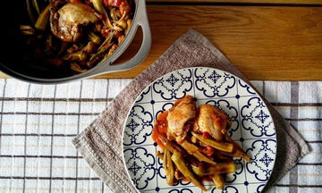 Κοτόπουλο με μπάμιες - Μια κλασσική μαμαδίστικη συνταγή