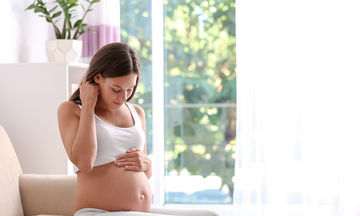 8 συμπτώματα της εγκυμοσύνης που οι περισσότερες γυναίκες ντρέπονται να παραδεχτούν
