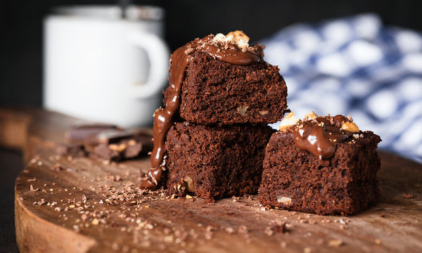 Φούρνος στέλνει σοκολατένια brownies κάθε μήνα σε γυναίκες που έχουν περίοδο