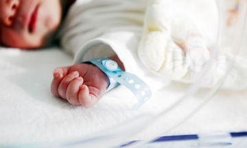 Φροντίδα πρόωρων μωρών: συμβουλές για την αποχώρηση από το μαιευτήριο