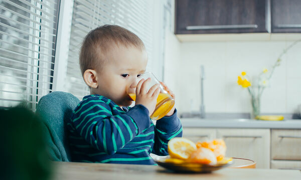 Τα οφέλη του πορτοκαλιού για τα μωρά και δύο γευστικές συνταγές 