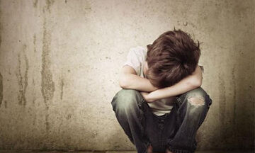 Παιδική σεξουαλική κακοποίηση: Με ποιους τρόπους οι δράστες προσεγγίζουν τα παιδιά; 