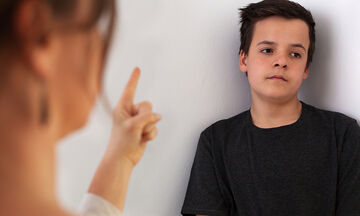 Τι να κάνετε όταν καταλάβετε πως το έφηβο παιδί σας απέκτησε κακές συνήθειες