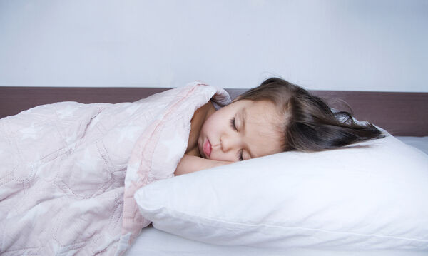 Παιδί και ύπνος: Πόσο πρέπει να κοιμάται ένα παιδί ανά ηλικία (πίνακας)