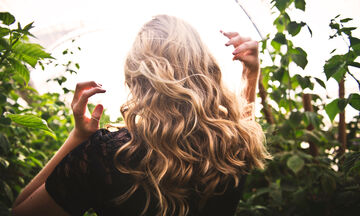 Τέσσερις λόγοι για τους οποίους δεν μακραίνουν τα μαλλιά σου
