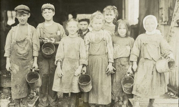 Παιδική εργασία: Φωτογραφίες που δείχνουν την σκληρή ζωή των παιδιών του 1900