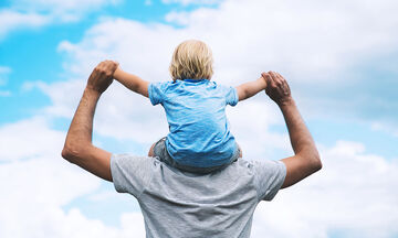 Γιατί ο πατέρας θεωρείται αναγκαίος στην ανάπτυξη των παιδιών του;