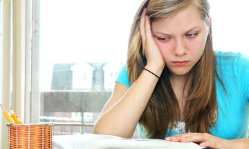 Πώς εκδηλώνεται το άγχος των εξετάσεων στους εφήβους;