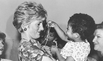 Πριγκίπισσα Diana: Όλη η ζωή της μέσα από φωτογραφίες (pics) 