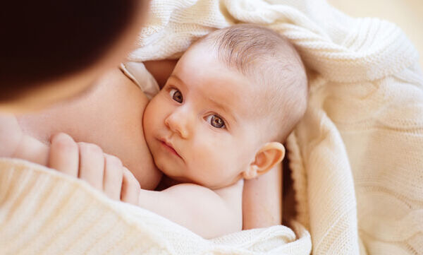 Μητρικός Θηλασμός:  Η Καλύτερη Αρχή για τη Ζωή