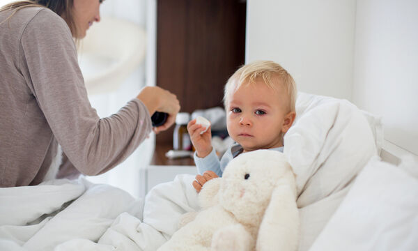 Όταν το μωρό βήχει: Τι πρέπει να γνωρίζετε