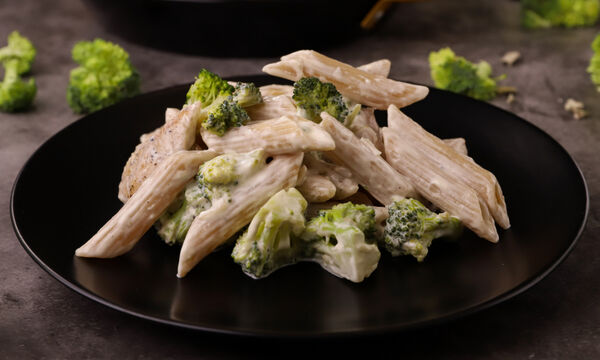 Broccoli chicken pasta - Ένα πιάτο που θα λατρέψουν μικροί και μεγάλοι