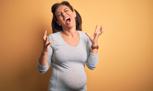 Νεύρα στην εγκυμοσύνη: Πώς μπορώ να τα ελέγξω; (vid) 