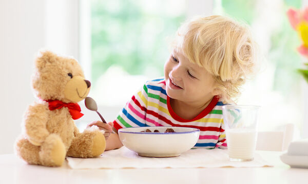 Παιδί & Διατροφή: Ποια δημητριακά είναι κατάλληλα και ποια η «σωστή» ποσότητα την ημέρα ανά ηλικία;