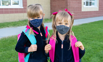DIY scrunchies και ασορτί μάσκα για τα κορίτσια που επιστρέφουν στο σχολείο