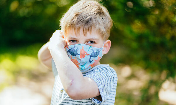 Πώς πλένουμε σωστά τις υφασμάτινες μάσκες των παιδιών μετά το σχολείο; 