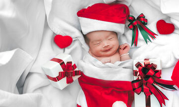 Πέντε ιδέες για να γιορτάσετε τα πρώτα Χριστούγεννα με το μωρό στο σπίτι