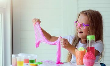 Slimes για παιδιά: 5 διαφορετικές συνταγές για φτιάξουν (vids)
