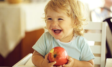 Τα πέντε οφέλη του μήλου στην υγεία και την ανάπτυξη των παιδιών