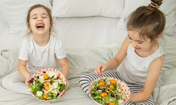 Δεκαπέντε τροφές που τονώνουν τον εγκέφαλο των παιδιών