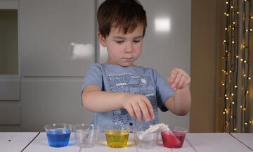 Μαθαίνοντας τα χρώματα - Ένα εύκολο πείραμα για παιδιά