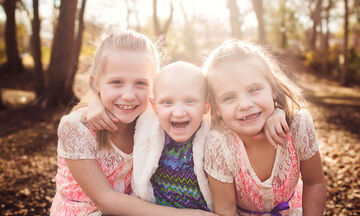 Ημέρα κατά του Παιδικού Καρκίνου: 9 συγκινητικές φωτογραφίες μικρών μαχητών