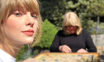 Taylor Swift: Με το βίντεο που έφτιαξε τίμησε τη μητέρα της - Σπάνιο υλικό