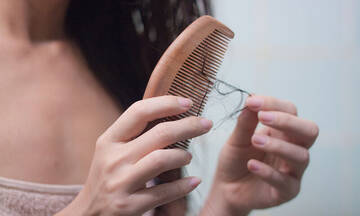 Tips για μαμάδες: Τρόποι να αντιμετωπίσετε την ξαφνική απώλεια μαλλιών