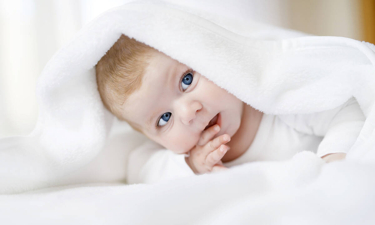 Το μωρό βγάζει δόντια - Πως επηρεάζεται ο ύπνος του;