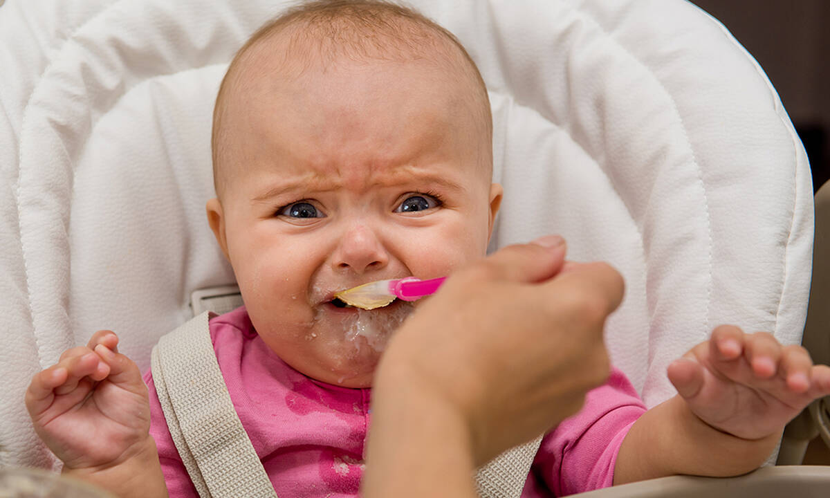Γιατί δε τρώει το μωρό; Οι πέντε πιο συχνοί λόγοι 