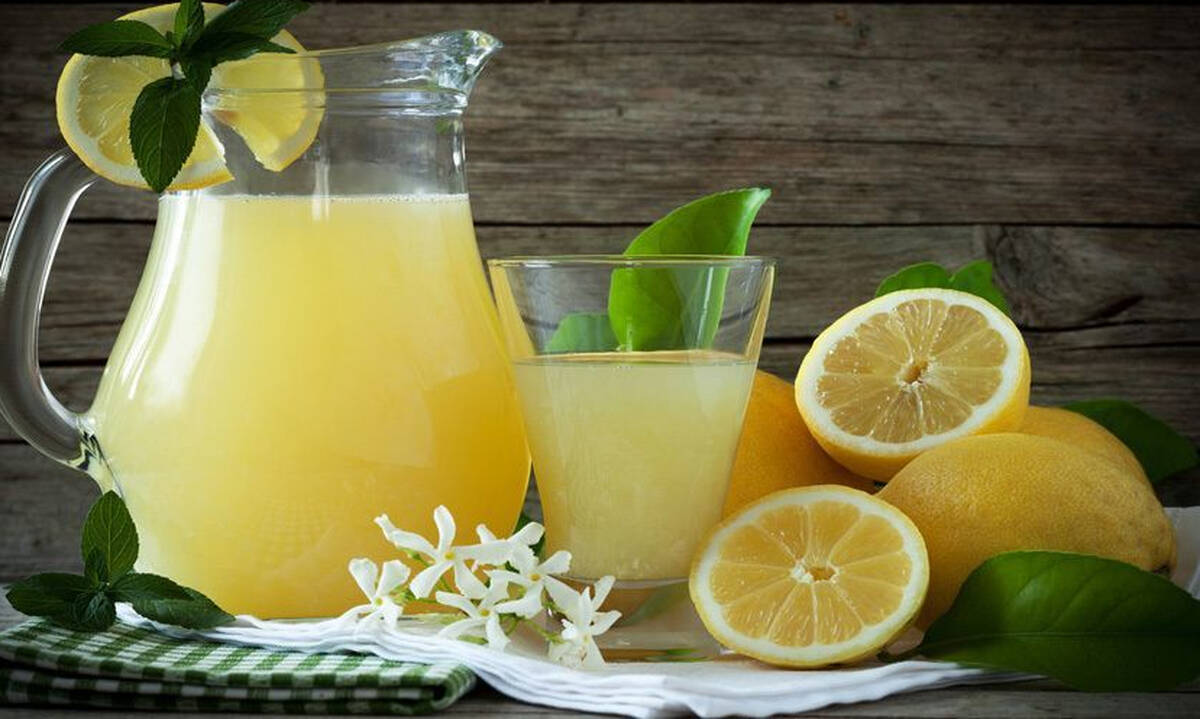 Tips για μαμάδες: Πώς θα βγάζετε τον διπλάσιο χυμό από τα λεμόνια;