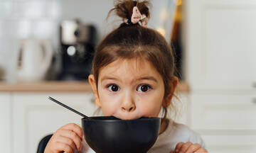 Τέσσερα μυστικά για να αποτρέψετε τα παιδιά από το να γίνουν picky eaters 