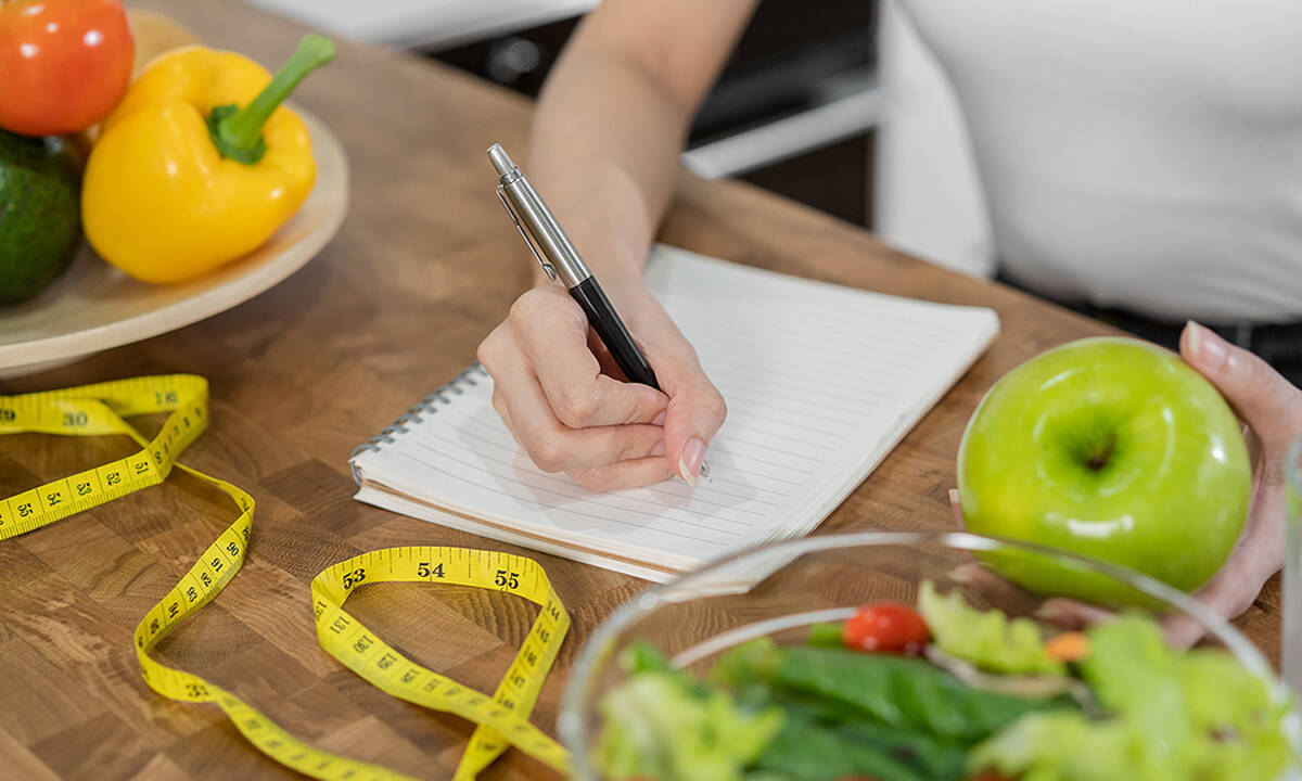 Οι πραγματικοί κανόνες διατροφής για την απώλεια βάρους, σύμφωνα με τους ειδικούς