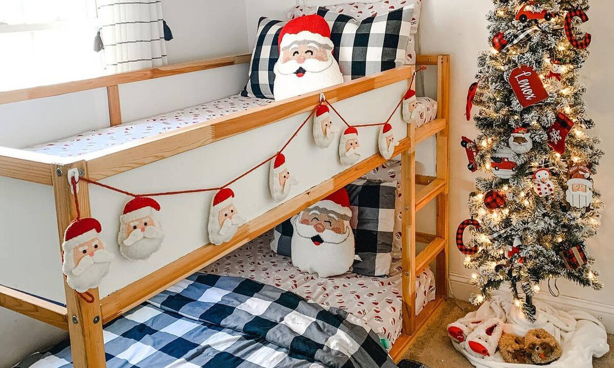 Παιδικό δωμάτιο με κουκέτα; Πώς να το διακοσμήσετε χριστουγεννιάτικα (εικόνες)