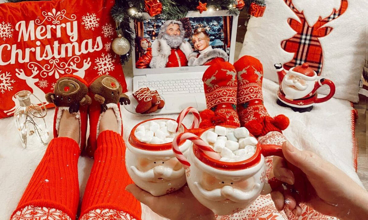10 ζευγάρια χριστουγεννιάτικες κάλτσες για να μπεις για τα καλά σε Xmas mood