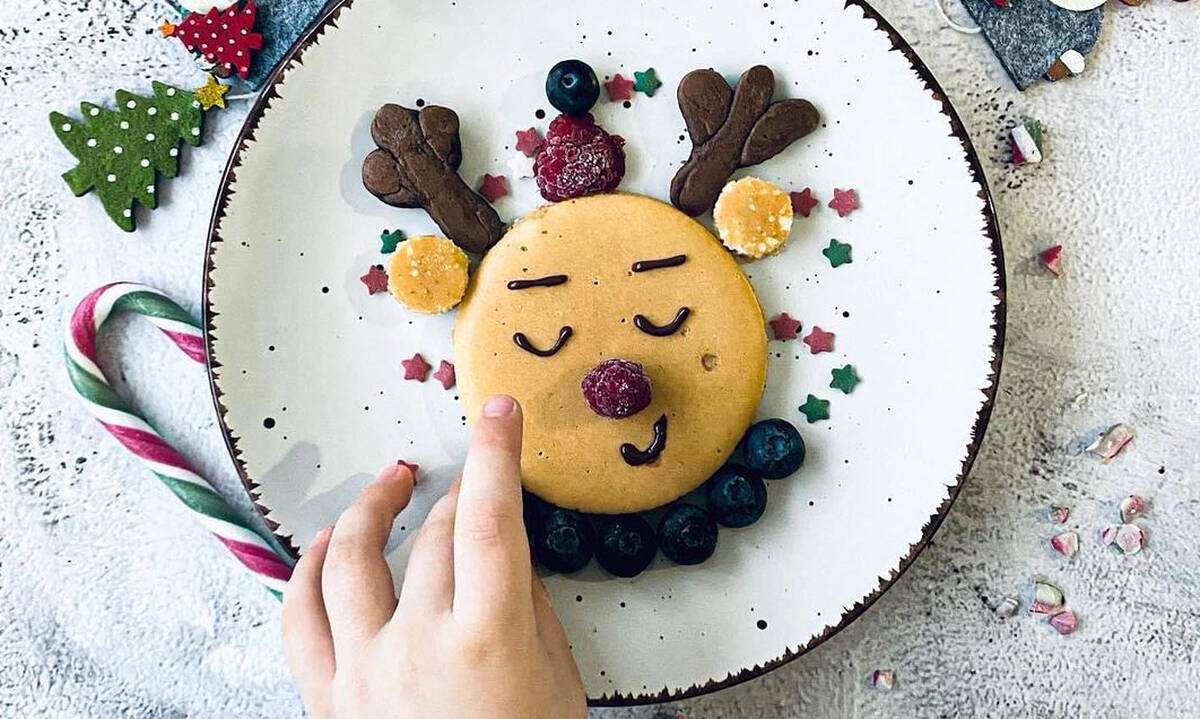 Χριστουγεννιάτικα pancakes για παιδιά: Εμπνευστείτε από το Instagram