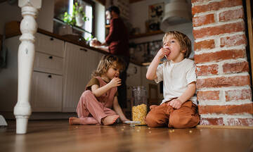 Παιδί και διατροφή: Ο κανόνας των 5 δευτερολέπτων 