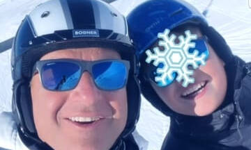 Γιώργος Λιάγκας: Στον Παρνασσό για σκι με τους γιους του (εικόνες)
