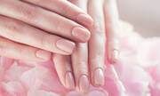 Ομορφιά για μαμάδες: Τρία εύκολα tips για γερά νύχια που δεν σπάνε 