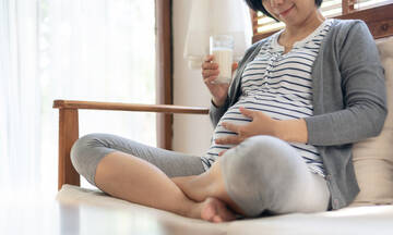 Εγκυμοσύνη: Πόσο ασβέστιο χρειάζεται η μέλλουσα μαμά;