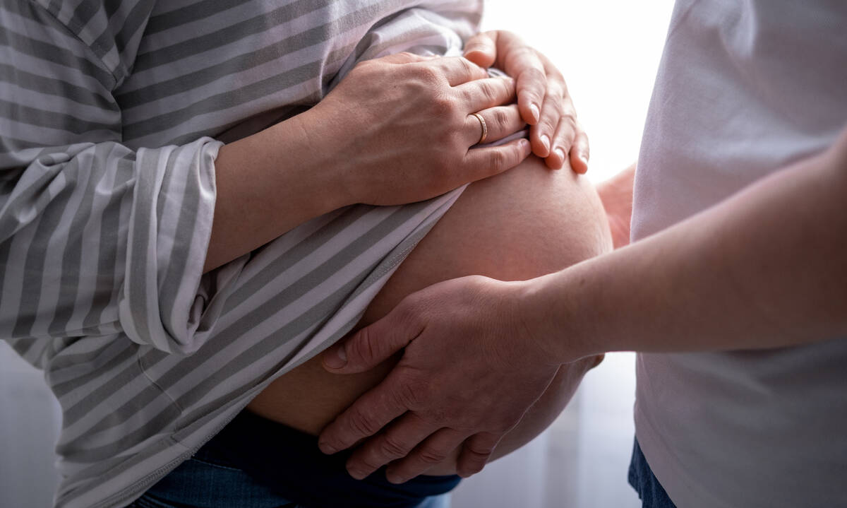 Μελλοντικέ μπαμπά, να τι πρέπει να γνωρίζεις για μία έγκυο γυναίκα