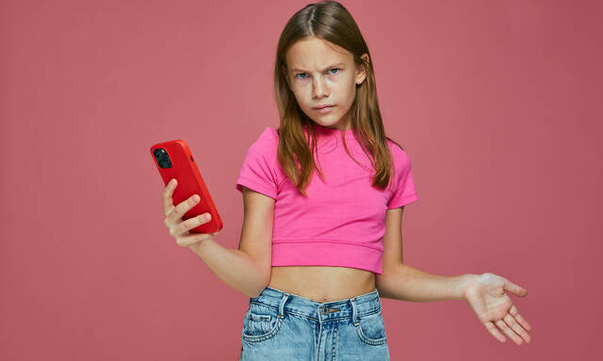 Social Media: 7 καλές συνήθειες που μπορείτε να διδάξετε στα παιδιά σας