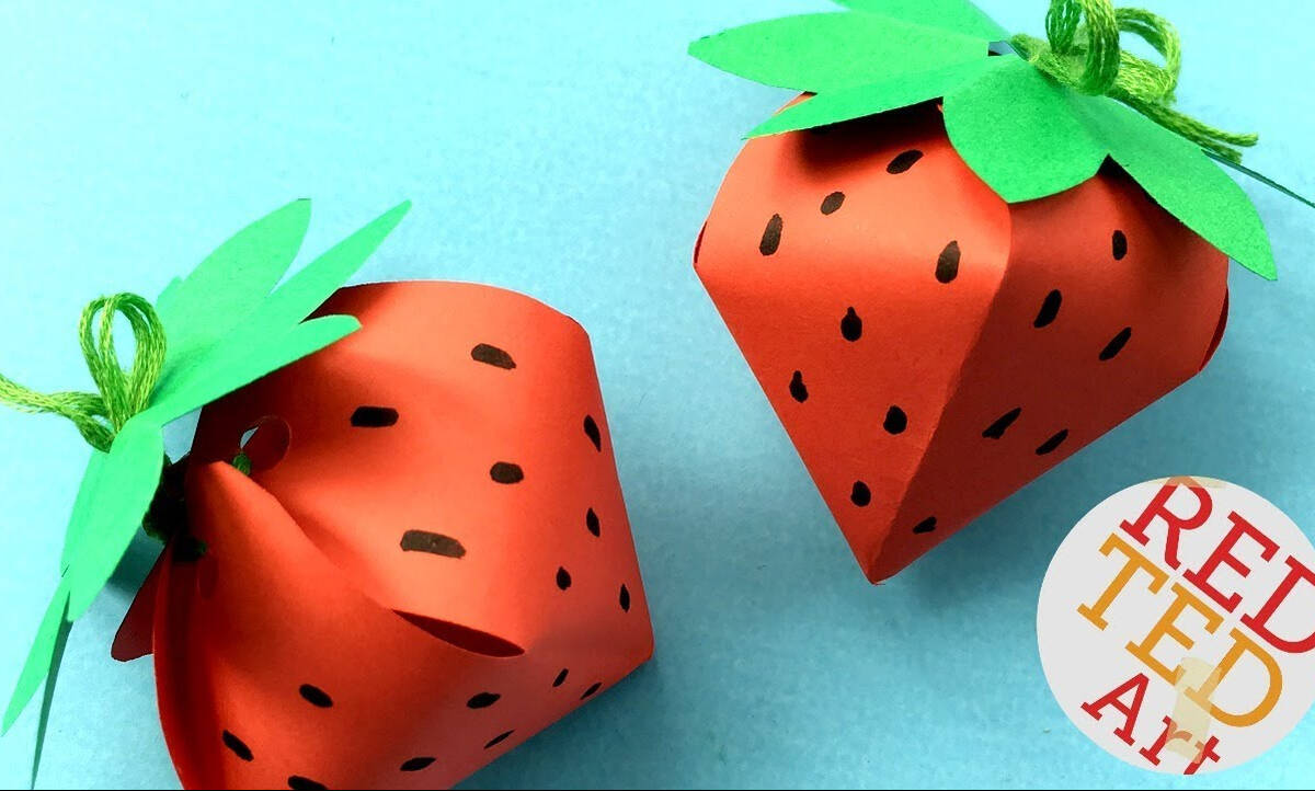 DIY: Πώς θα φτιάξετε κουτάκια φράουλες (vid)