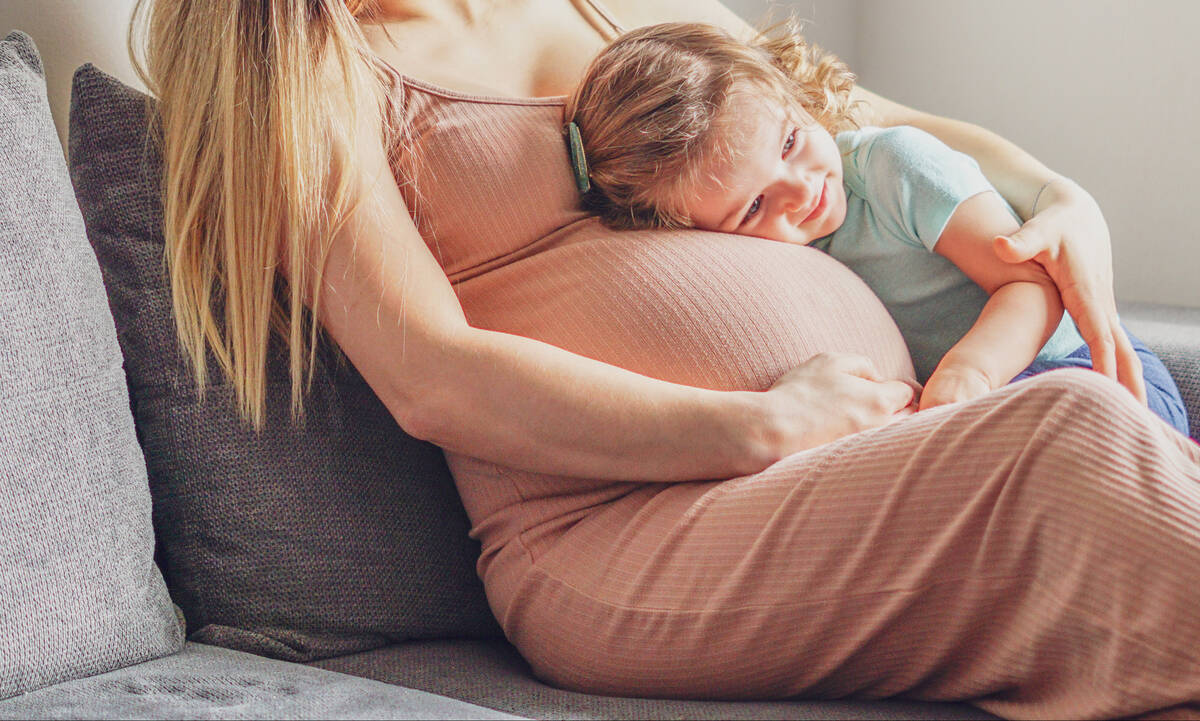 Καινούριο μωρό στην οικογένεια: Συμβουλές στους γονείς πώς να προετοιμάσουν το παιδί τους