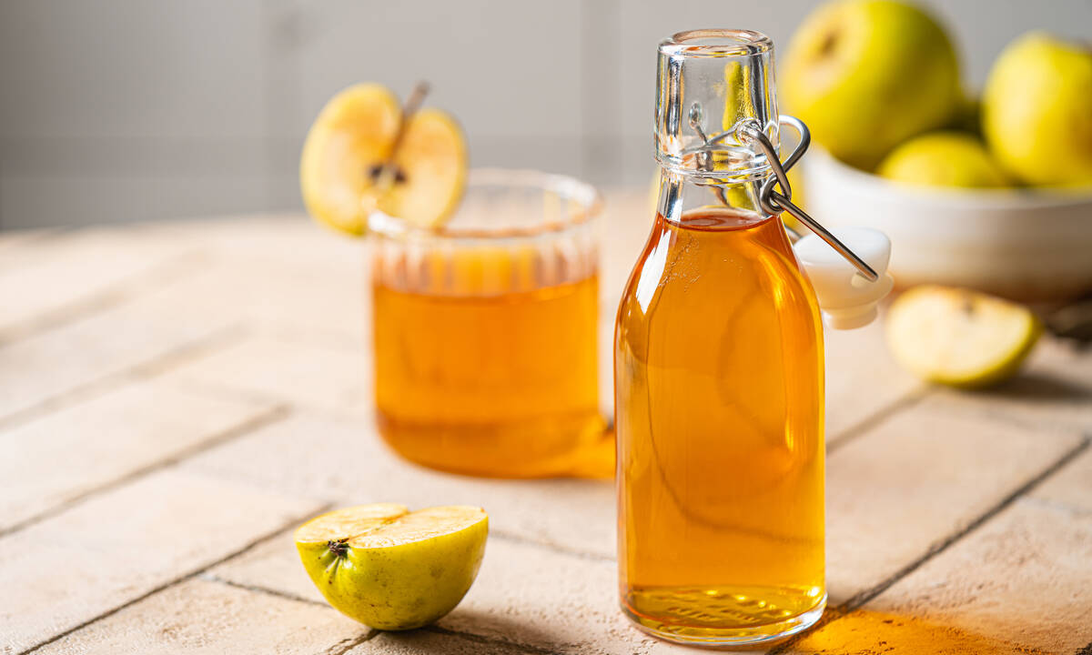 Πώς να χρησιμοποιήσετε το μηλόξυδο για απώλεια βάρους