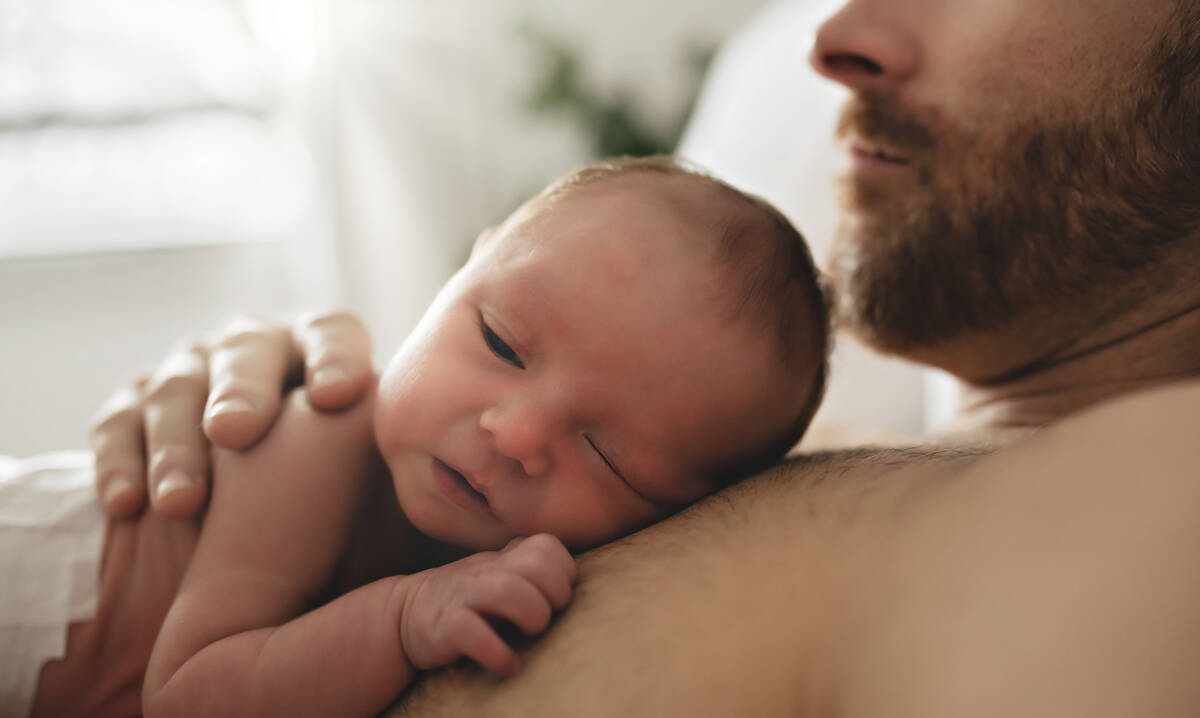 Πέντε μύθοι για την πατρότητα